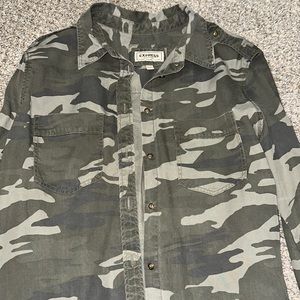 Express boyfriend button up!